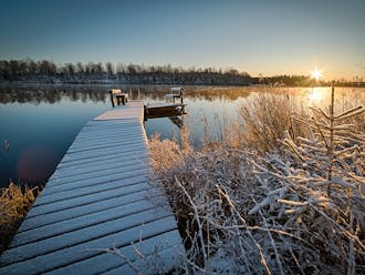 Verschneiter Steg 306749440 Adobe